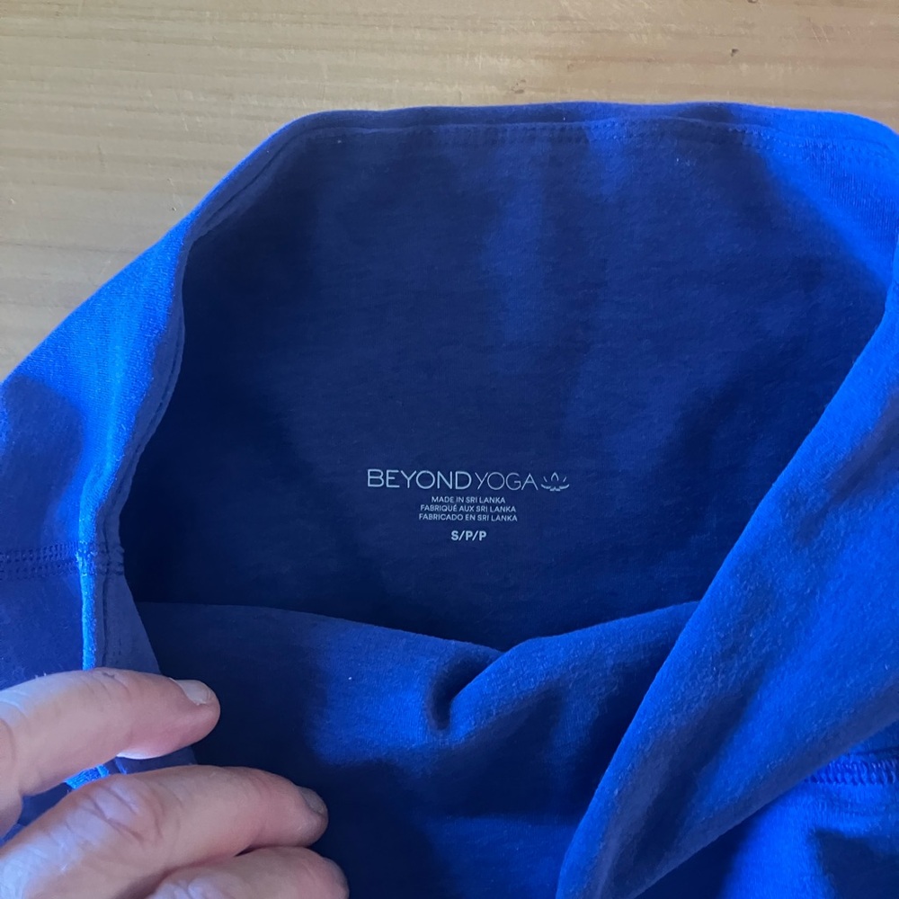 Beyond Yoga High-Waist Leggings in Royal Blue - Picture 2 of 2